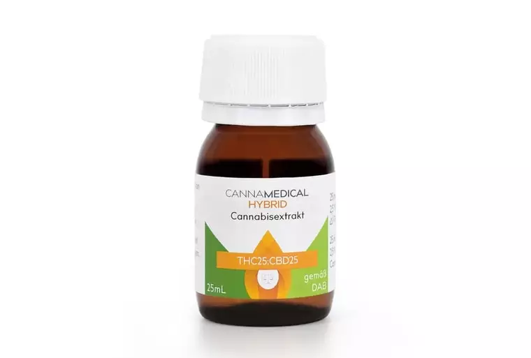 Cannamedical Hybrid Cannabisextrakt THC25:CBD25 – THC25:CBD25 – Produktbild des Anbieters Dr. Ansay
